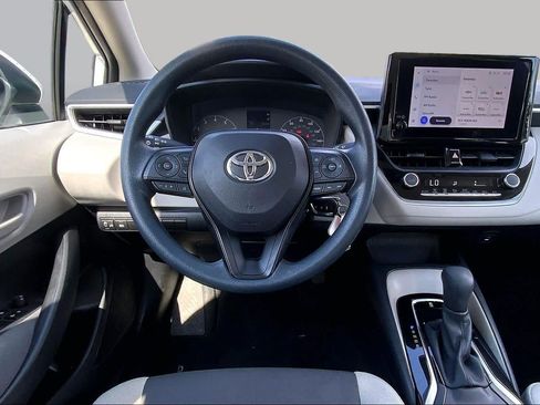 Used 2024 Toyota Corolla LE FWD image 6