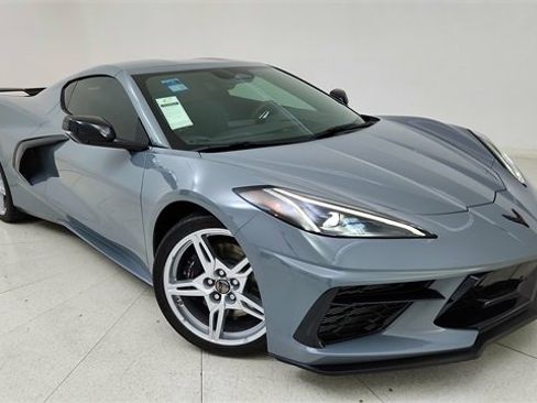 Used 2024 Chevrolet Corvette Stingray w/ Z51 Performance Package image 1