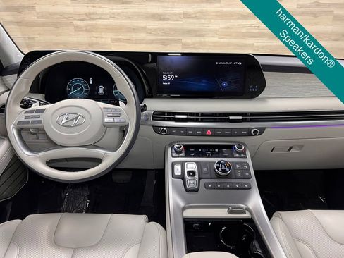 Used 2025 Hyundai Palisade Calligraphy AWD/4WD image 2