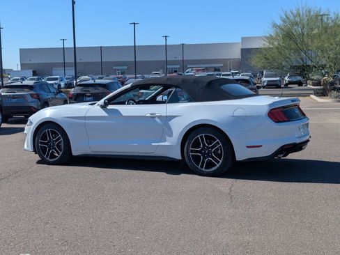 Used 2021 Ford Mustang Premium image 3