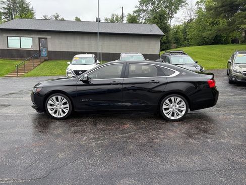 Used 2016 Chevrolet Impala LT w/ Convenience Package FWD image 2