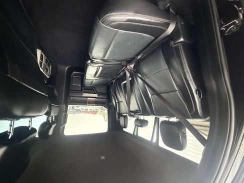 Used 2017 Ford F150 Lariat image 9