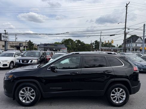 Used 2019 Jeep Cherokee Latitude w/ Popular Appearance Group FWD image 5