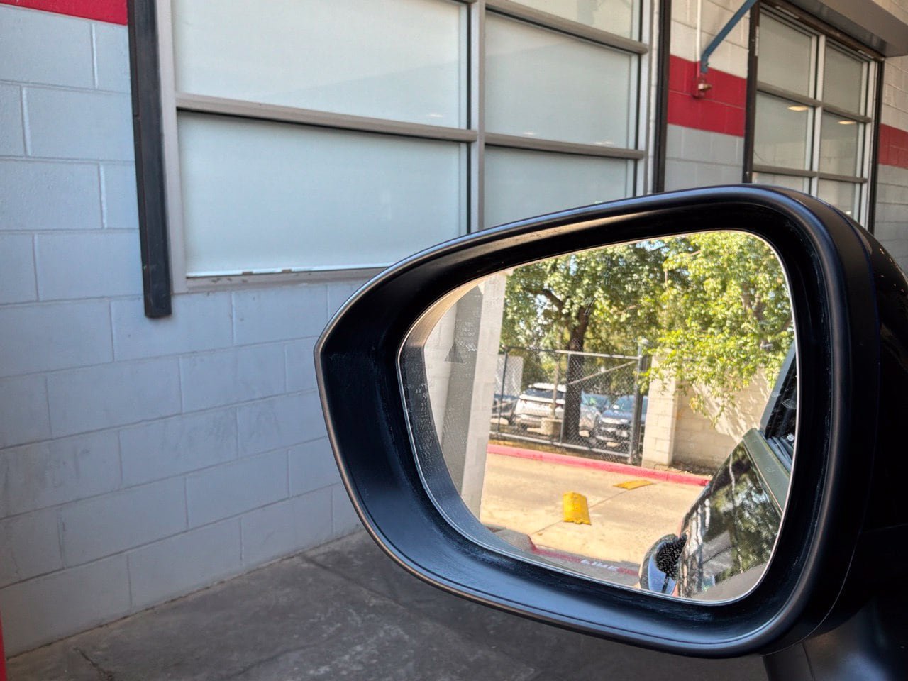 Used 2025 Nissan Rogue SV FWD image 20