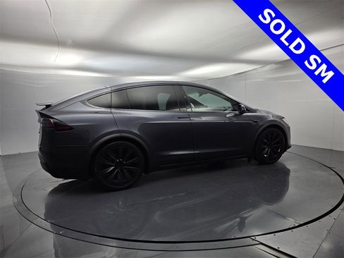 Used 2023 Tesla Model X image 13
