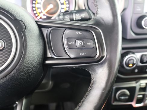 Used 2019 Jeep Wrangler Unlimited Sport S AWD/4WD image 31