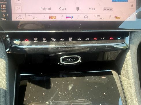 New 2026 Jeep Grand Cherokee L Limited AWD/4WD image 25