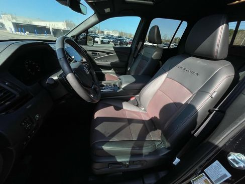 Certified 2025 Honda Ridgeline Black Edition image 27