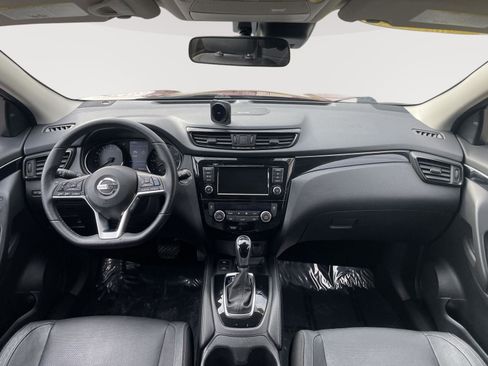 Used 2019 Nissan Rogue Sport SL image 24