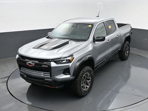 Used 2024 Chevrolet Colorado ZR2 image 20