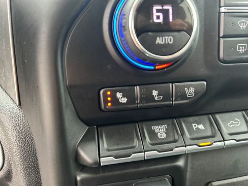 Used 2020 Chevrolet Silverado 2500 LTZ w/ LTZ Plus Package image 26