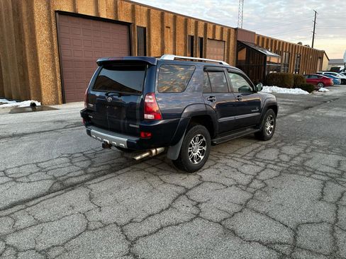 Used 2004 Toyota 4Runner SR5 image 31