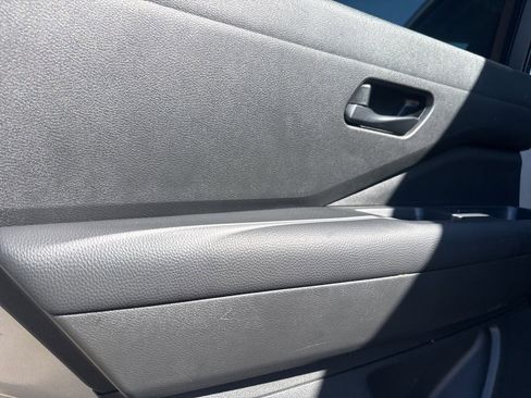 Certified 2024 Nissan Pathfinder SV image 25