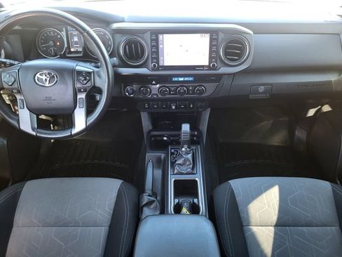 Used 2023 Toyota Tacoma TRD Off-Road w/ Advanced Technology Package AWD/4WD image 23