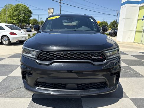 Used 2024 Dodge Durango GT AWD/4WD image 3