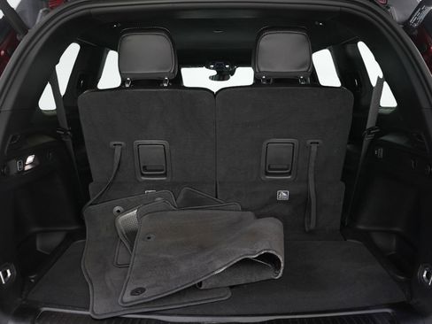 Used 2024 Jeep Grand Cherokee L Limited AWD/4WD image 9