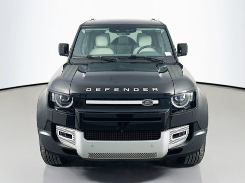 Used 2024 Land Rover Defender 110 S AWD/4WD image 2