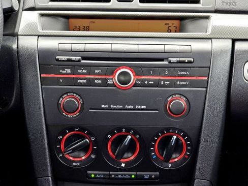 Used 2006 MAZDA MAZDA3 s FWD image 30