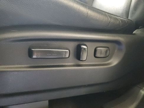 Used 2018 Honda Pilot Touring image 19