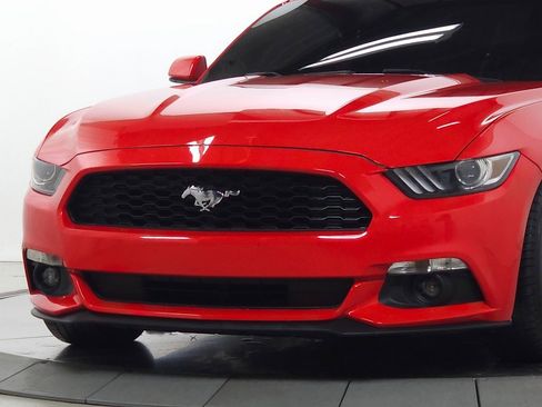 Used 2016 Ford Mustang Premium image 3