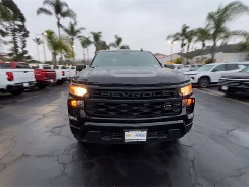 New 2025 Chevrolet Silverado 1500 Custom image 3