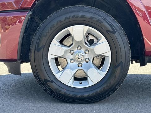 Certified 2025 RAM 1500 Big Horn AWD/4WD image 16