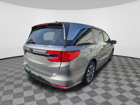 Used 2023 Honda Odyssey EX-L image 4