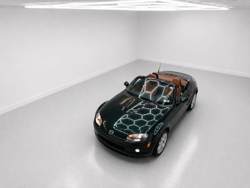 Used 2008 MAZDA MX-5 Miata Grand Touring w/ Premium Pkg RWD image 27