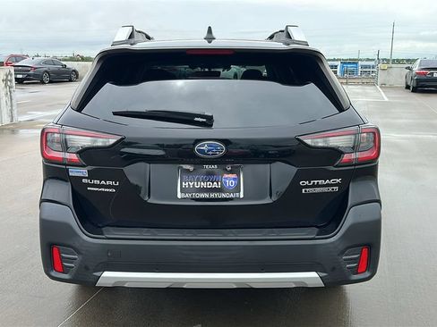 Used 2022 Subaru Outback Touring XT AWD/4WD image 12