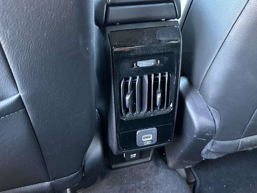 Used 2023 Jeep Compass Limited AWD/4WD image 13