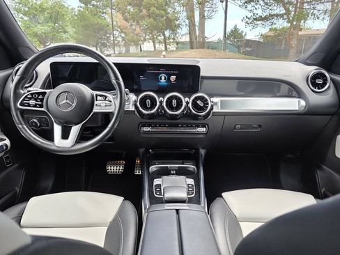 Used 2020 Mercedes-Benz GLB 250 4MATIC image 26