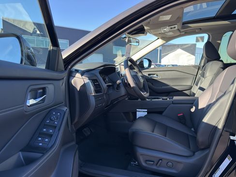 New 2026 Nissan Rogue SV w/ SV Premium Package image 11