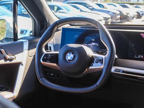 Used 2026 BMW iX xDrive45 image 15