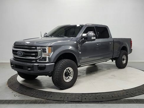 Used 2021 Ford F250 Platinum image 3