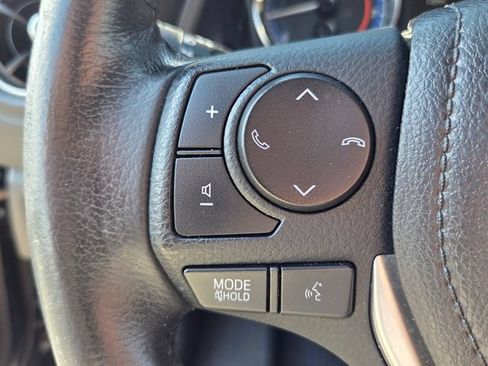 Used 2019 Toyota Corolla XSE FWD image 30