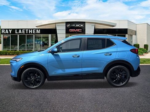 Used 2026 Buick Encore GX Sport Touring w/ Advanced Technology Package FWD image 2
