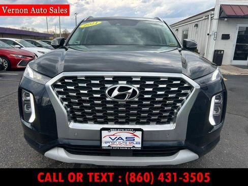 Used 2021 Hyundai Palisade Limited w/ Winter Package image 2