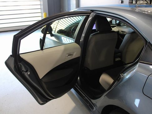 Used 2025 Toyota Corolla LE w/ LE Premium Package image 16