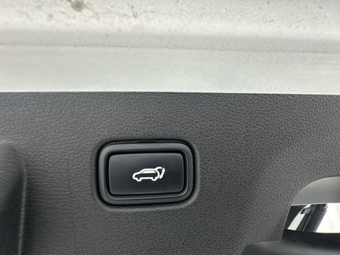 Used 2025 Kia Sportage X-Line w/ Premium Package image 16