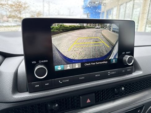 Certified 2025 Honda CR-V EX image 6