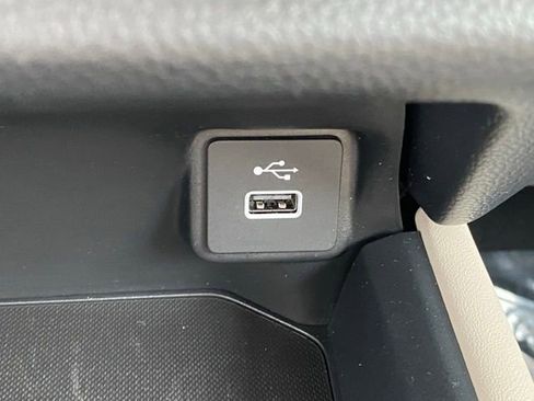 Certified 2023 Honda HR-V LX image 25