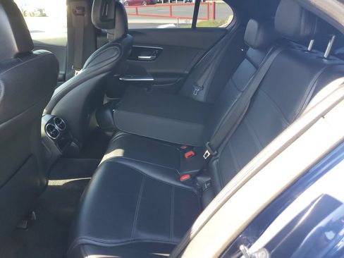 Used 2023 Mercedes-Benz C 300 Sedan image 17