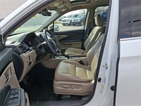 Used 2021 Honda Pilot Elite image 16