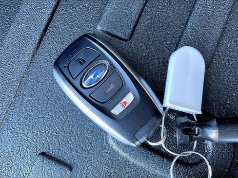 Certified 2025 Subaru Outback Touring w/ Popular Package #2 image 9