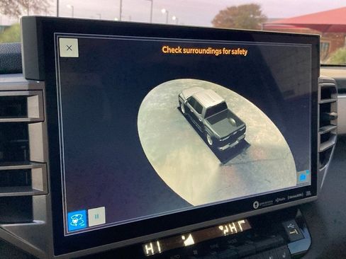 Used 2024 Toyota Tundra Limited image 24