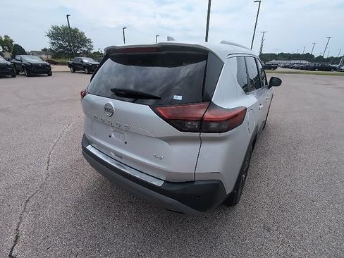 Used 2023 Nissan Rogue SV w/ SV Premium B Package FWD image 6