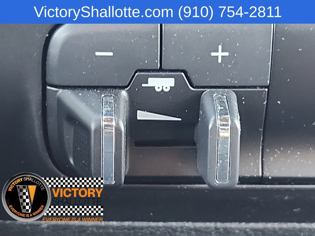Used 2023 RAM 1500 Warlock AWD/4WD image 9