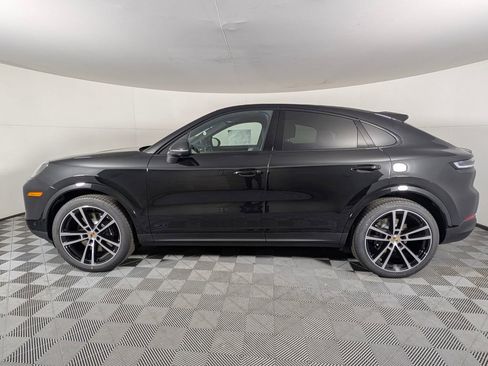 New 2026 Porsche Cayenne S image 2