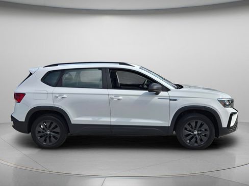 Certified 2024 Volkswagen Taos S FWD image 7