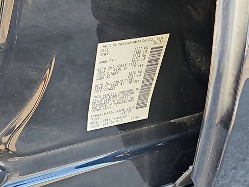 Used 2018 Nissan Titan SV AWD/4WD image 34